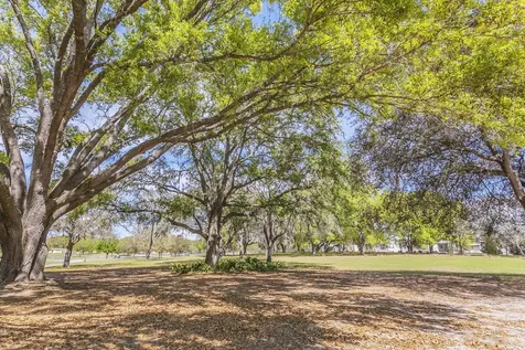 1824 Marion County Road Weirsdale FL 32195