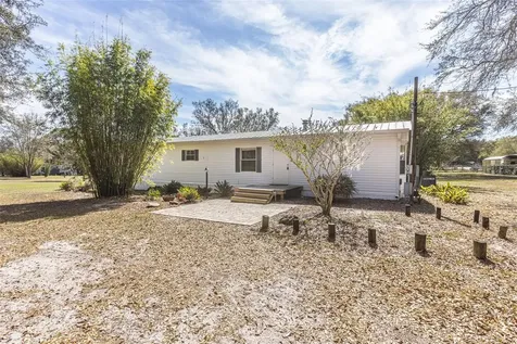 1824 Marion County Road Weirsdale FL 32195