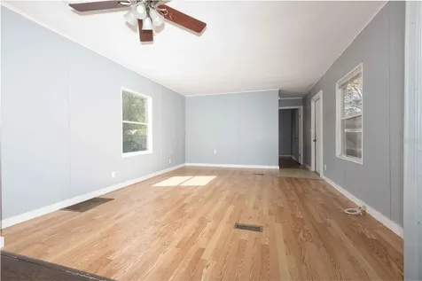 1824 Marion County Road Weirsdale FL 32195
