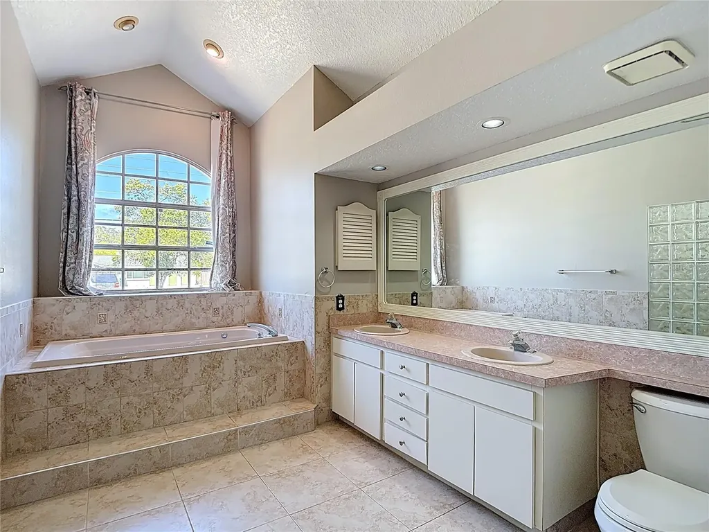 3310 Deltona Boulevard Spring Hill FL 34606