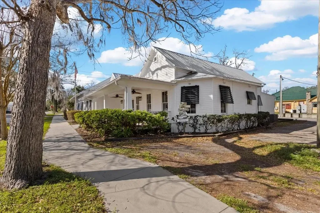 115 NW 1st Street Trenton FL 32693