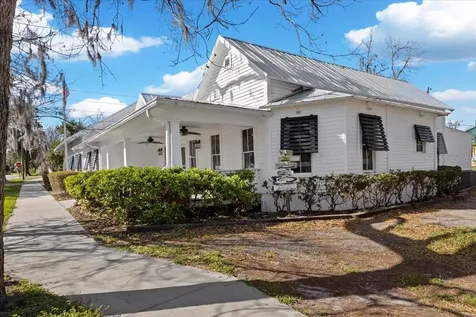 115 NW 1st Street Trenton FL 32693