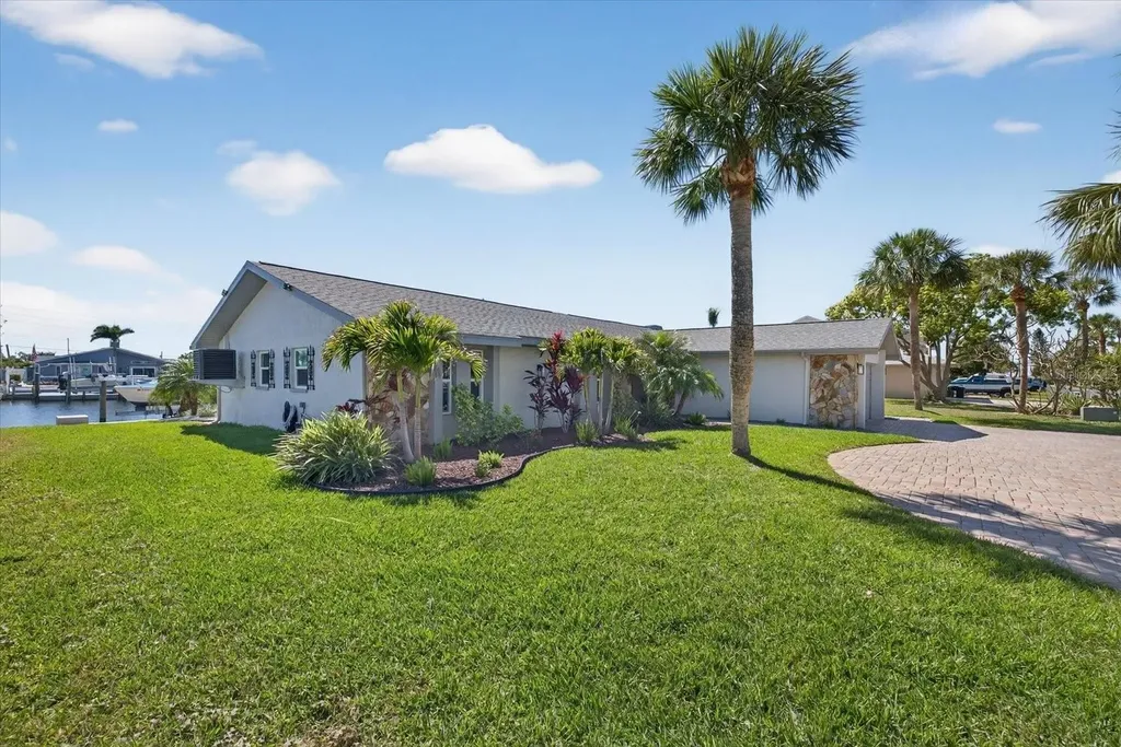 4042 Perry Place New Port Richey FL 34652