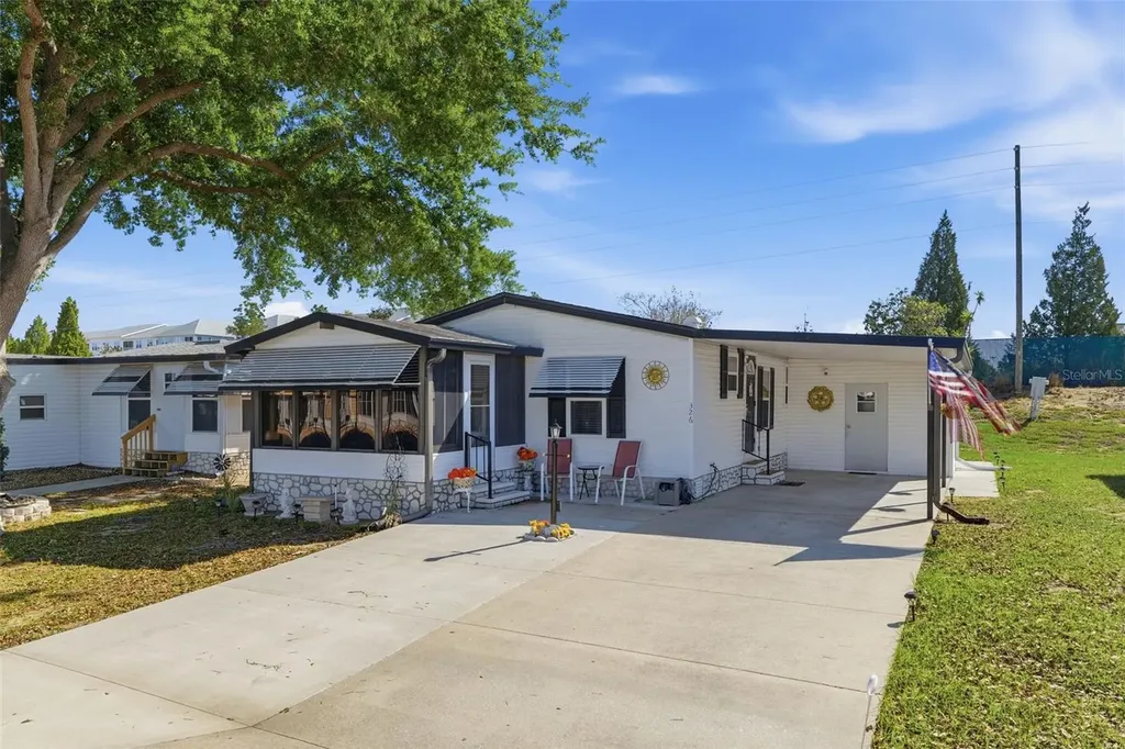 326 Nesbitt Park Avenue Davenport FL 33897