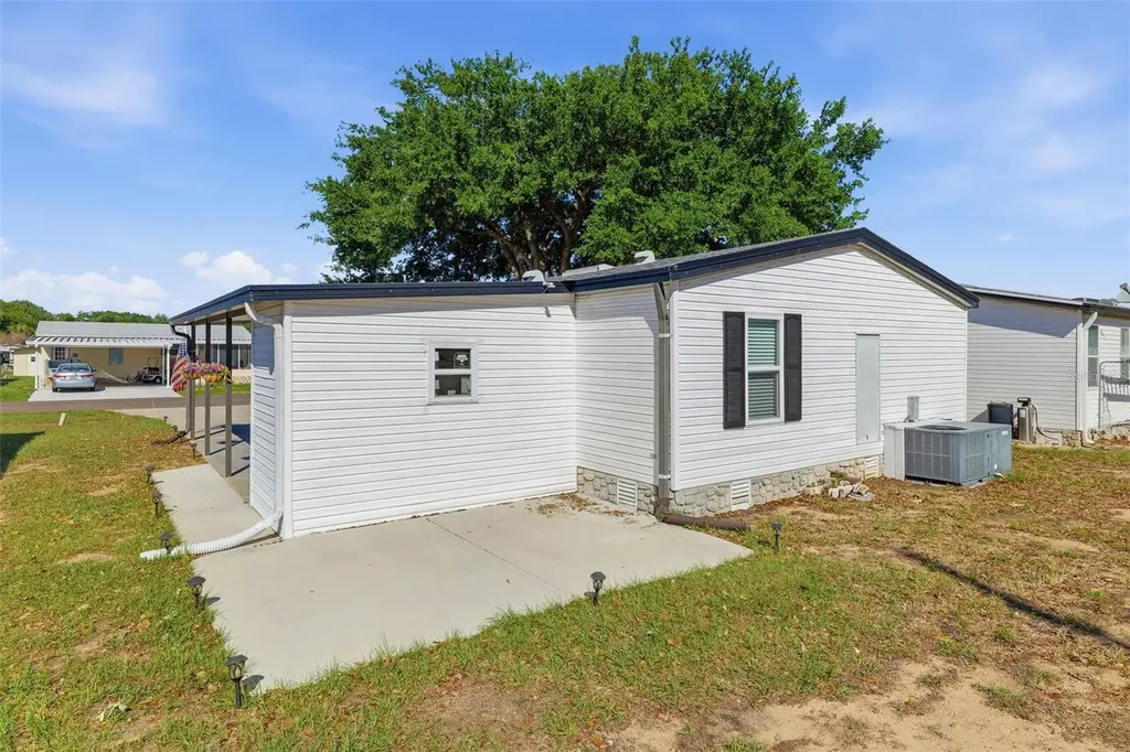 326 Nesbitt Park Avenue Davenport FL 33897