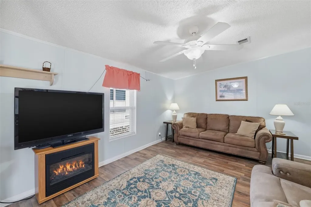 326 Nesbitt Park Avenue Davenport FL 33897