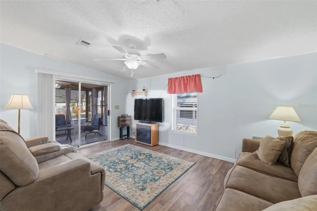 326 Nesbitt Park Avenue Davenport FL 33897