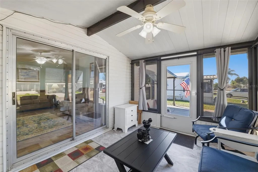 326 Nesbitt Park Avenue Davenport FL 33897