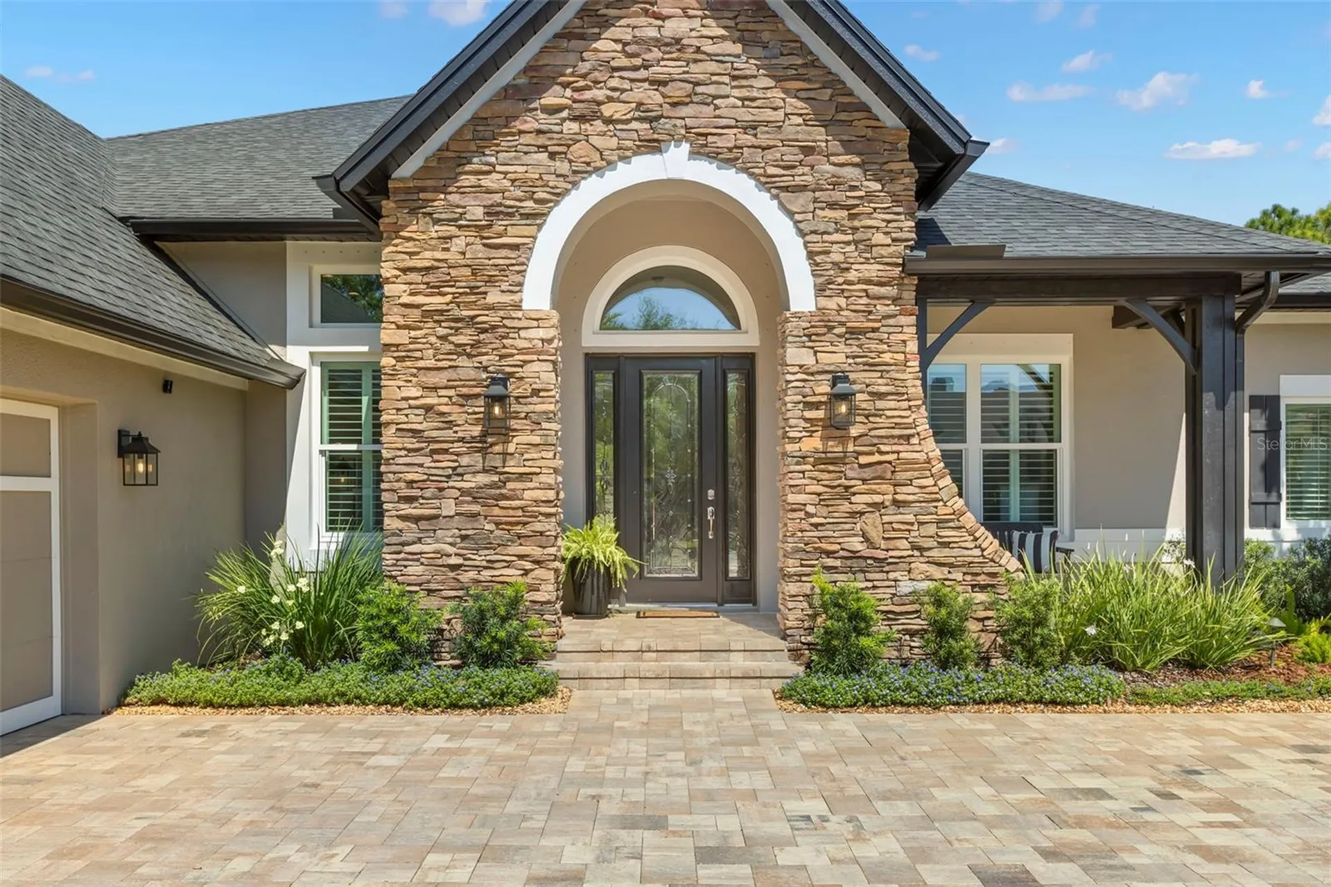 12003 San Chaliford Court Tampa FL 33626