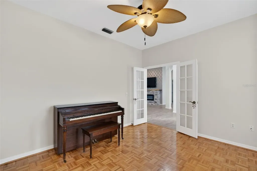 4449 Golden Lake Drive Sarasota FL 34233