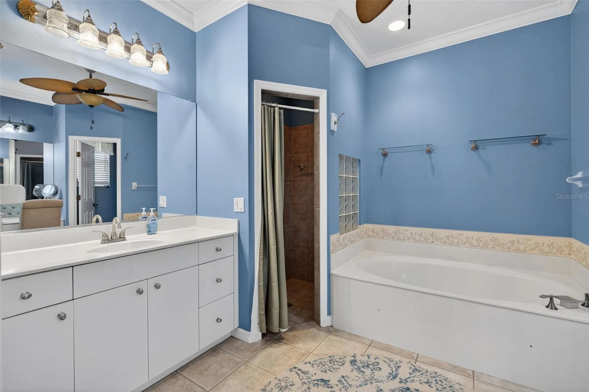 4449 Golden Lake Drive Sarasota FL 34233