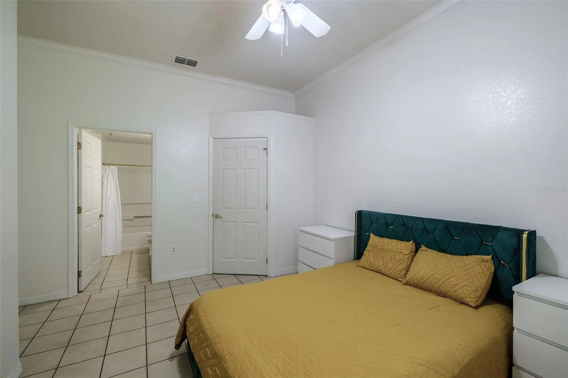 141 Reserve Circle Oviedo FL 32765