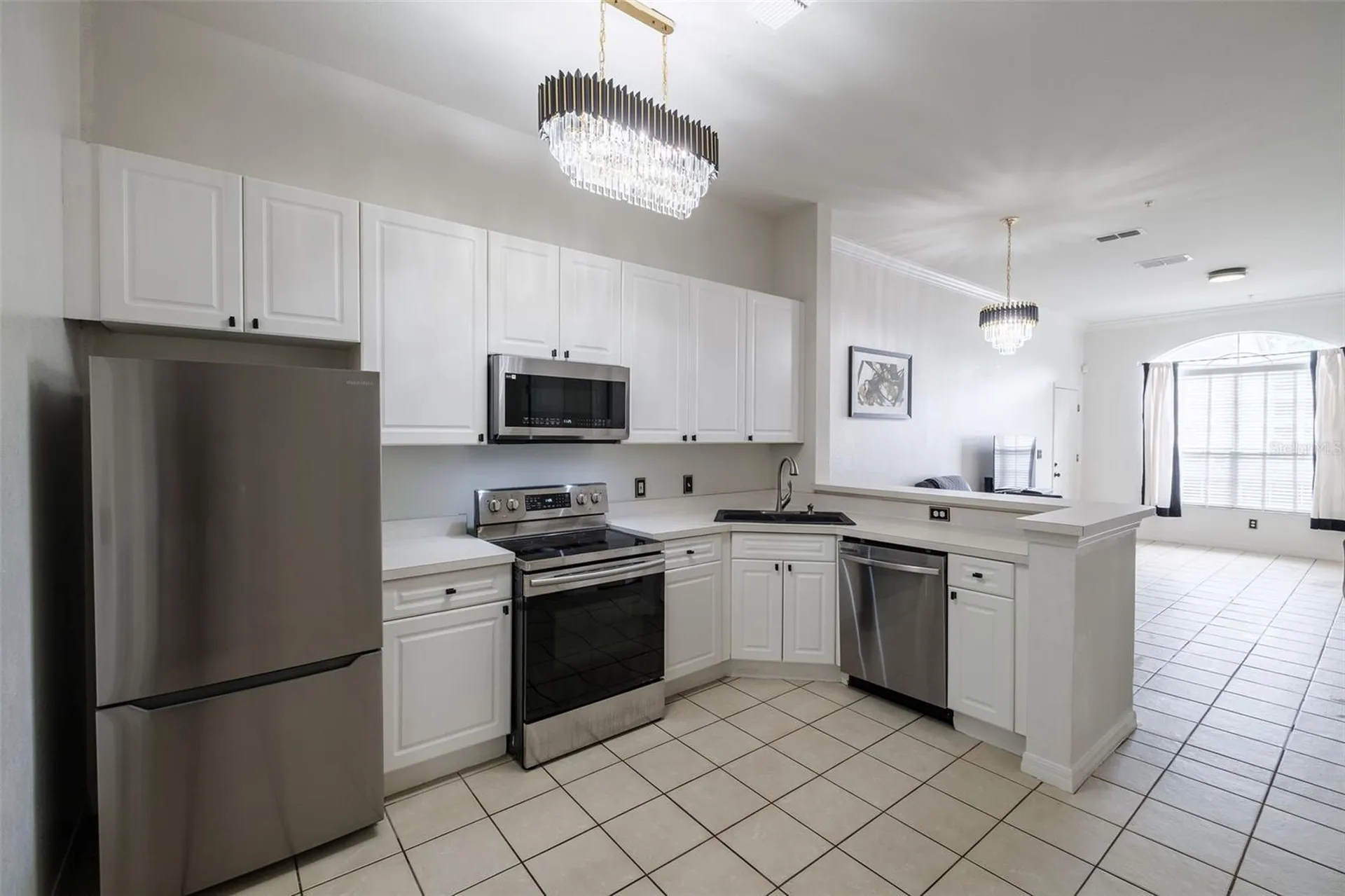 141 Reserve Circle Oviedo FL 32765