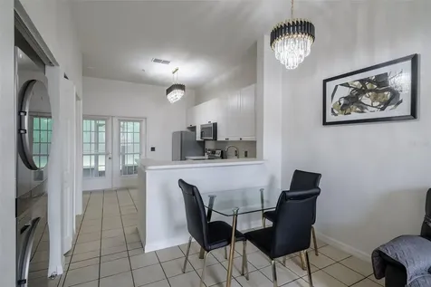 141 Reserve Circle Oviedo FL 32765