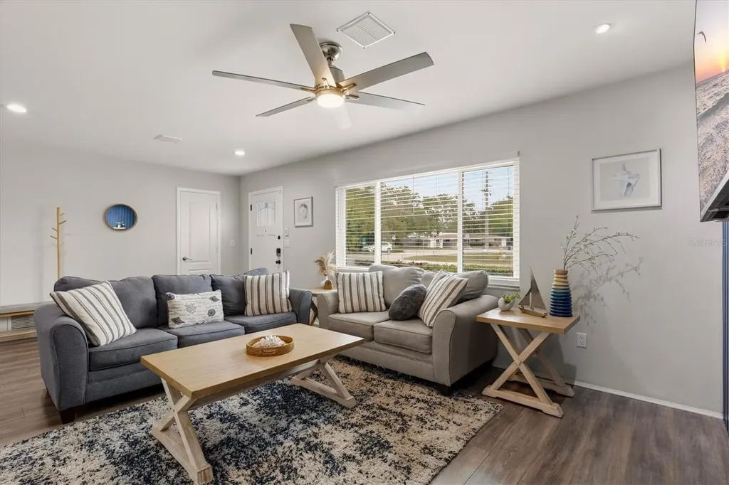 3310 Siesta Drive Venice FL 34293