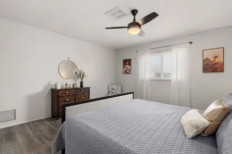 3310 Siesta Drive Venice FL 34293