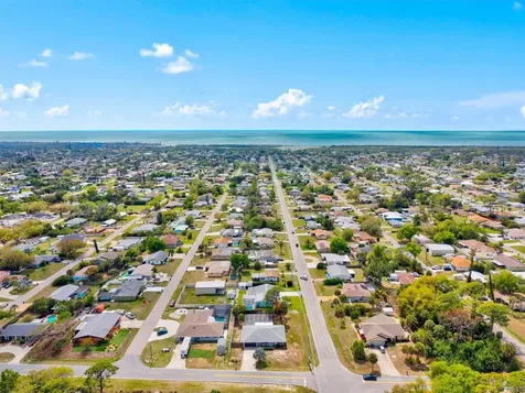 3310 Siesta Drive Venice FL 34293