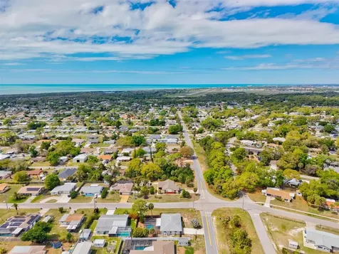 3310 Siesta Drive Venice FL 34293