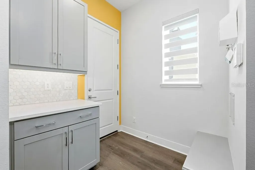 6955 Higgs Alley Orlando FL 32827