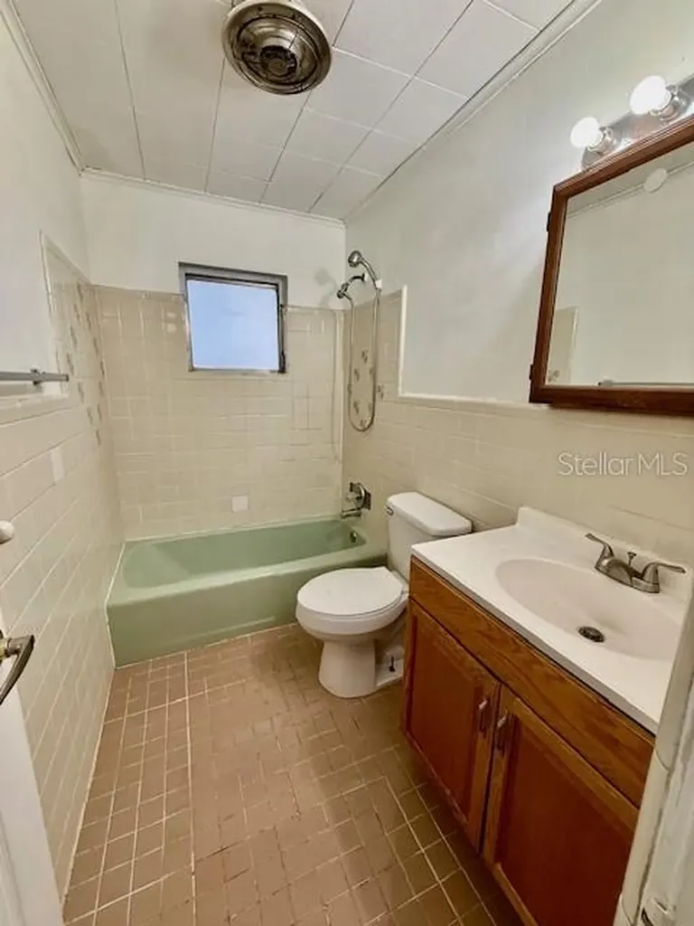 4 Sunshine Boulevard Deland FL 32724