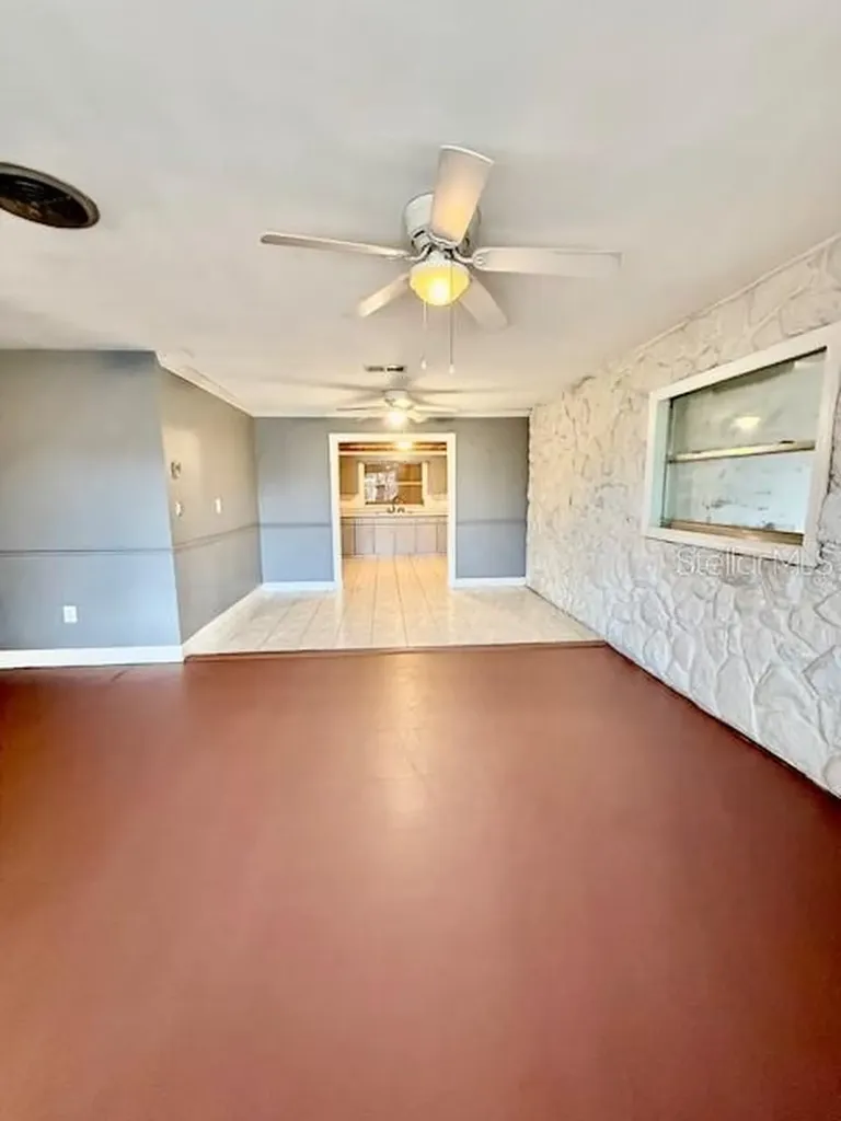 4 Sunshine Boulevard Deland FL 32724
