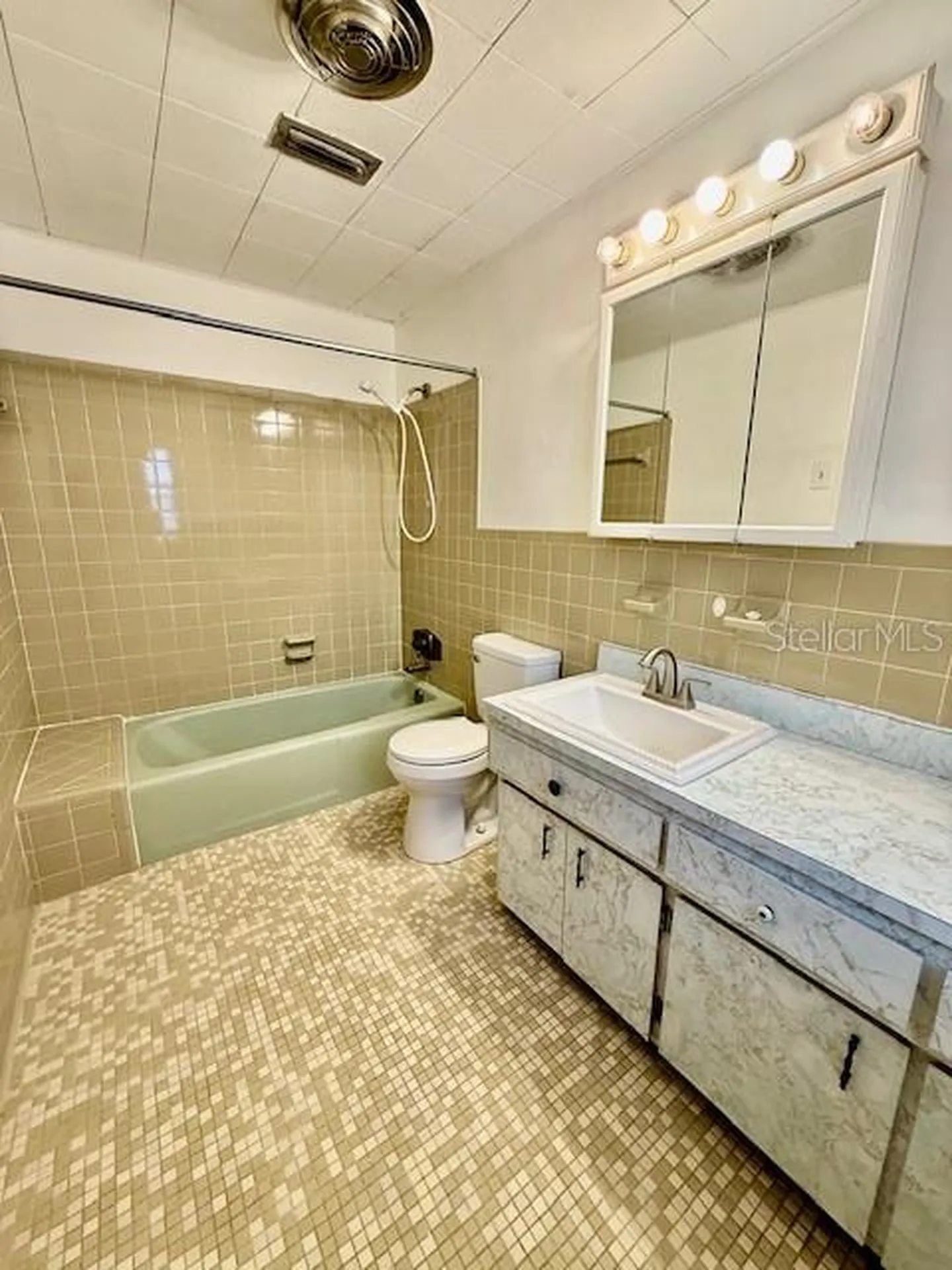 4 Sunshine Boulevard Deland FL 32724