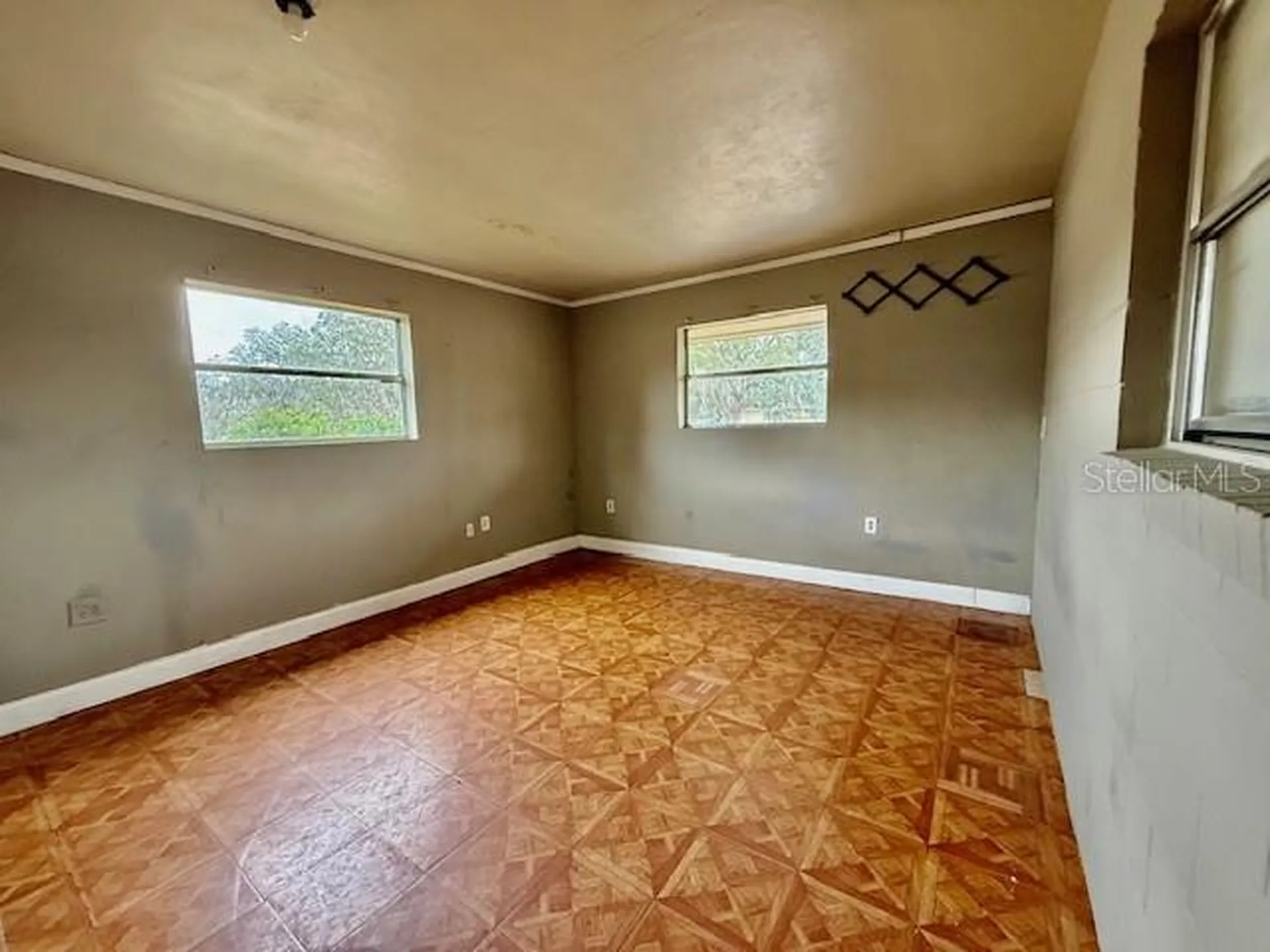 4 Sunshine Boulevard Deland FL 32724