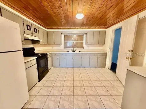 4 Sunshine Boulevard Deland FL 32724