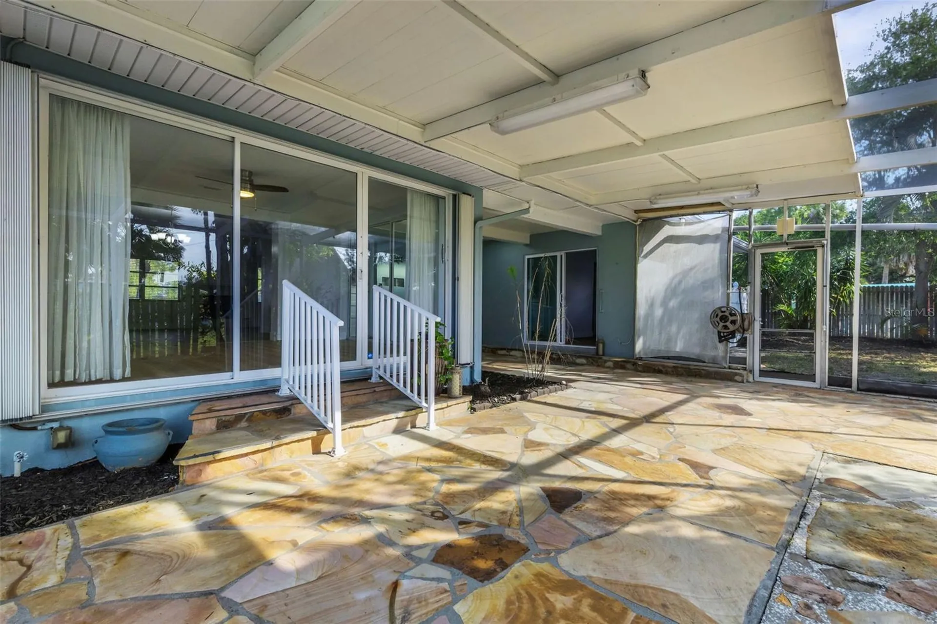 7912 Garden Drive N St Petersburg FL 33710