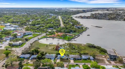 7912 Garden Drive N St Petersburg FL 33710