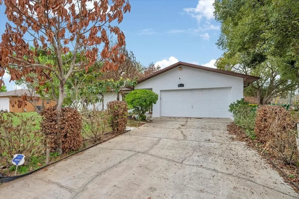 711 E Frederick Avenue Dundee FL 33838