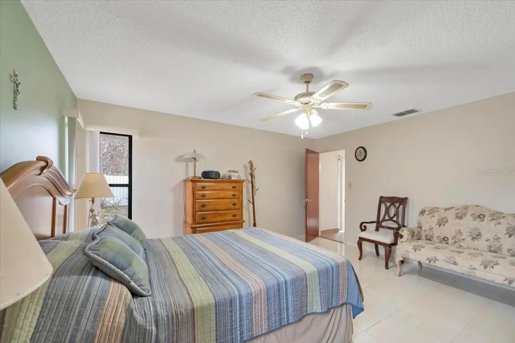 711 E Frederick Avenue Dundee FL 33838