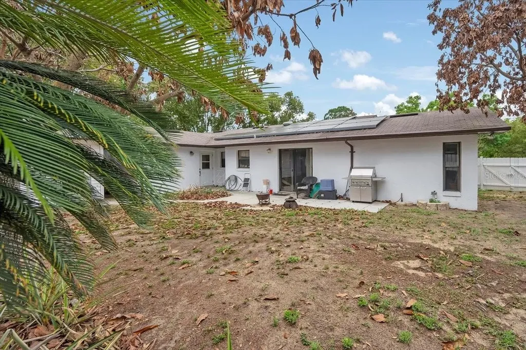 711 E Frederick Avenue Dundee FL 33838