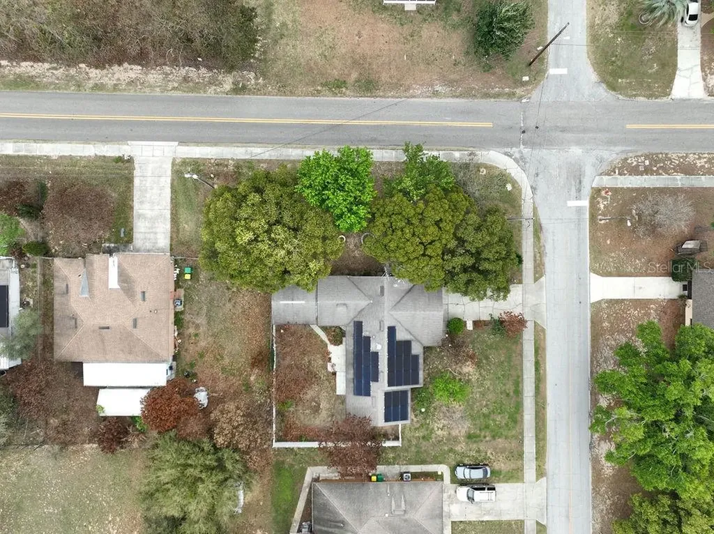 711 E Frederick Avenue Dundee FL 33838