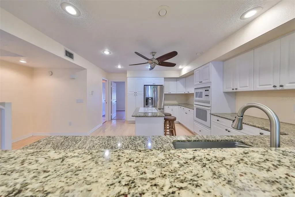 521 Pinellas Bayway S St Petersburg FL 33715