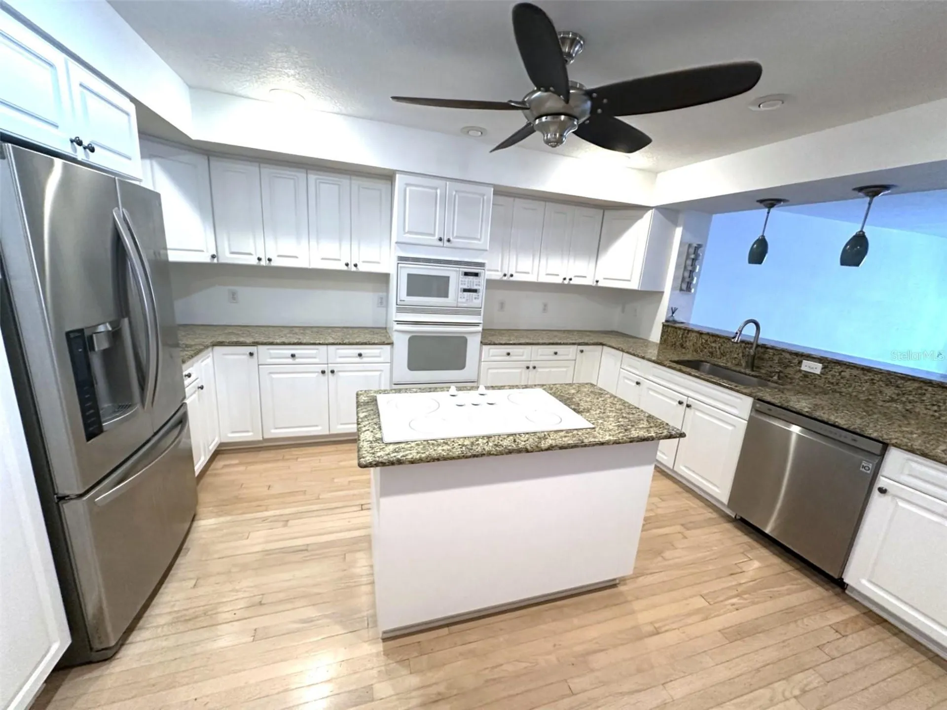 521 Pinellas Bayway S St Petersburg FL 33715