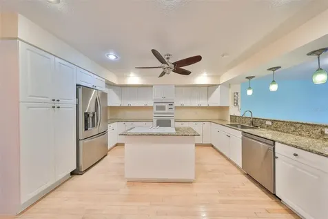 521 Pinellas Bayway S St Petersburg FL 33715