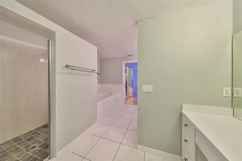 521 Pinellas Bayway S St Petersburg FL 33715