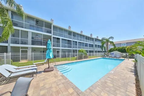 521 Pinellas Bayway S St Petersburg FL 33715