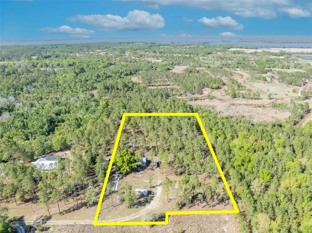 9535 Number Two Road Howey In The Hills FL 34737
