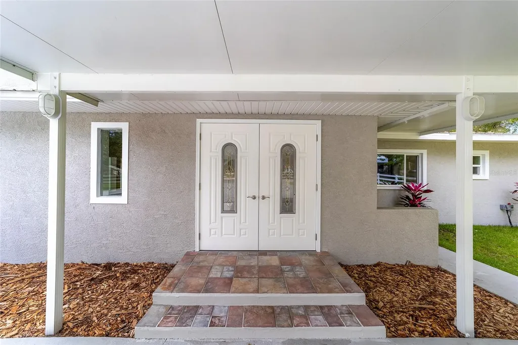 34 Garden Mall Court Inglis FL 34449