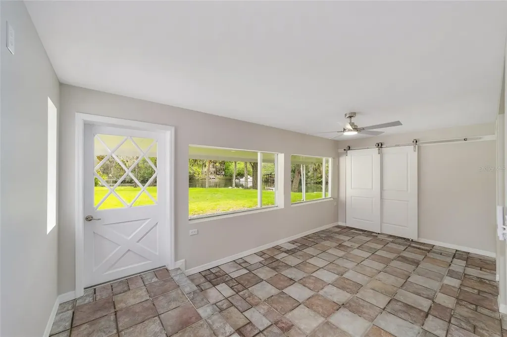 34 Garden Mall Court Inglis FL 34449