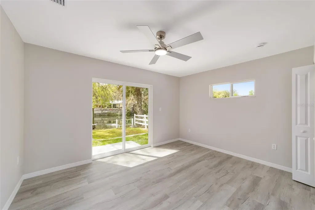 34 Garden Mall Court Inglis FL 34449