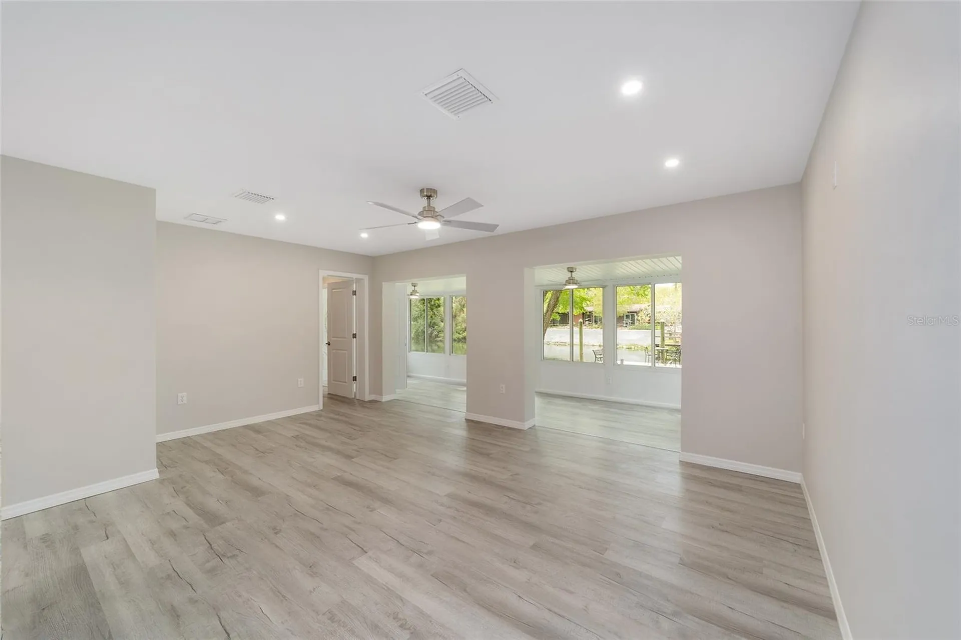 34 Garden Mall Court Inglis FL 34449