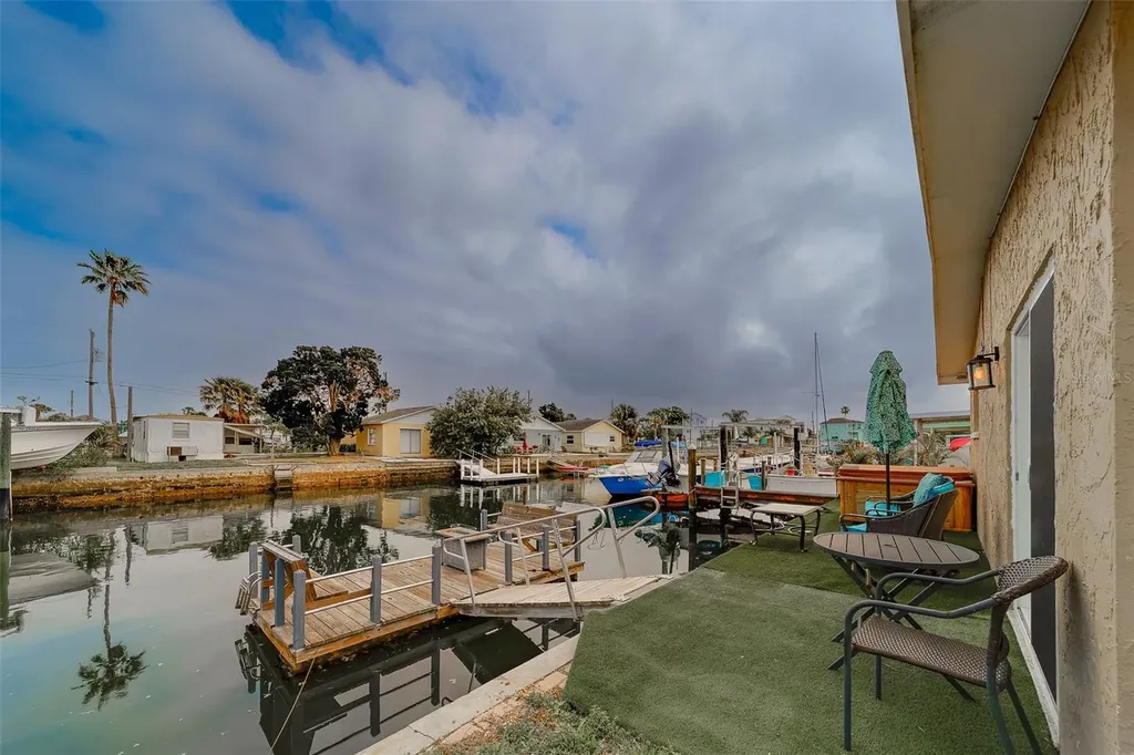 6403 Lonnie Lee Lane Hudson FL 34667
