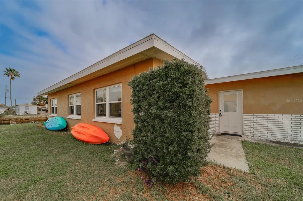 6403 Lonnie Lee Lane Hudson FL 34667