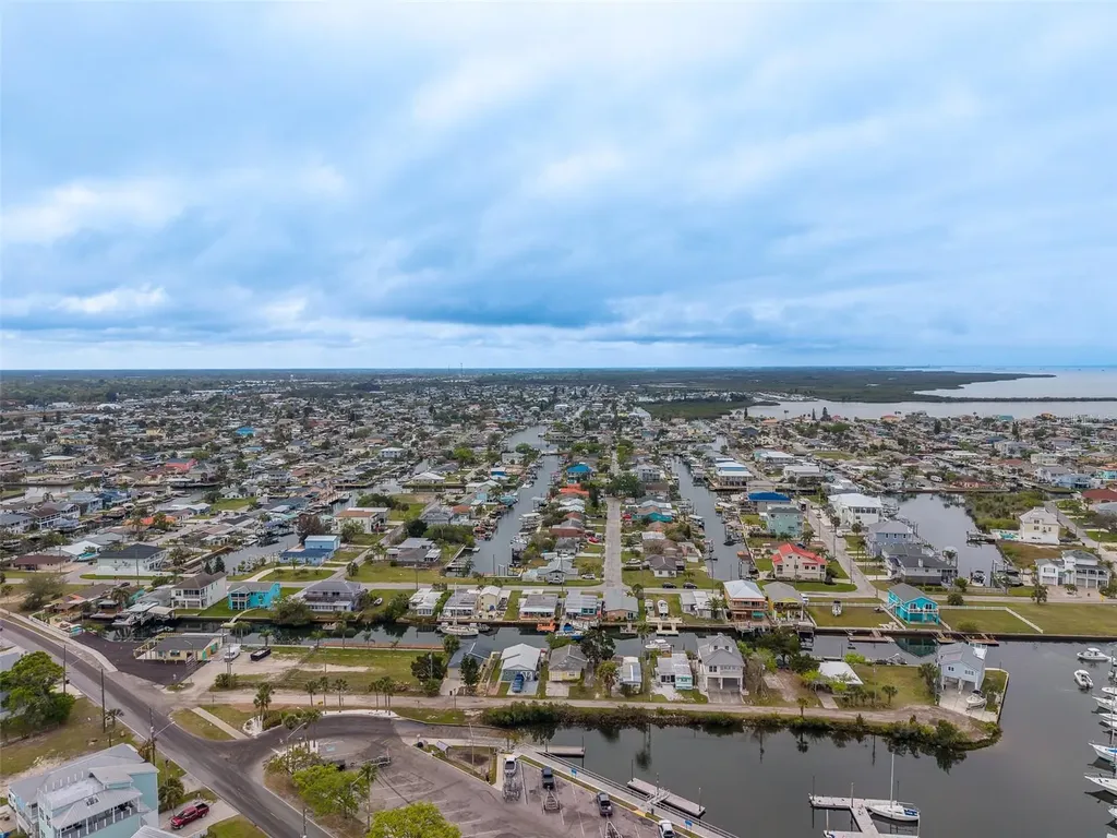 6403 Lonnie Lee Lane Hudson FL 34667