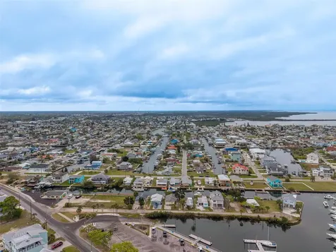 6403 Lonnie Lee Lane Hudson FL 34667