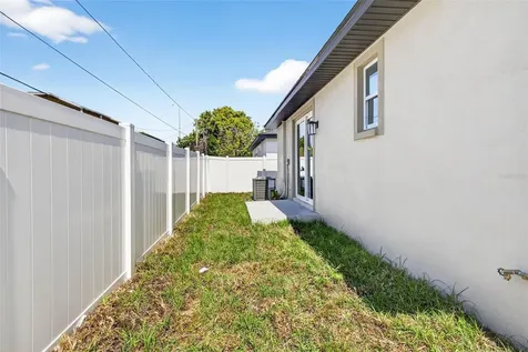 1145 29th Street S St Petersburg FL 33712