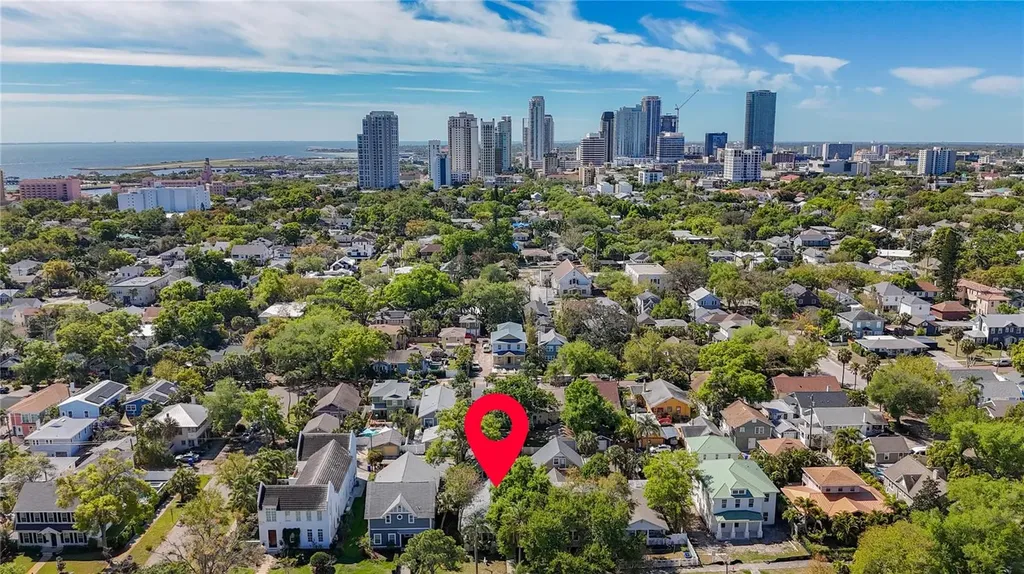 146 13th Avenue NE St Petersburg FL 33701